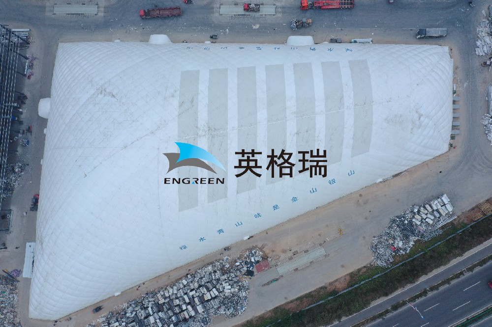 施工場(chǎng)地呈多邊形能使用氣膜覆蓋嗎？